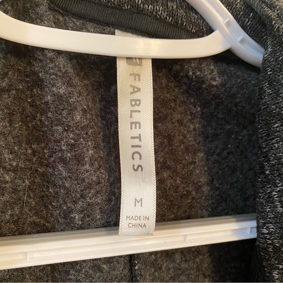 Fabletics Calypso Charcoal Grey Moto Asymmetric Jacket Size medium - Picture 8 of 8